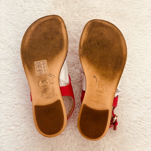 Michael Kors Pink T-Strap Sandals with Gold Hardware size 8.5 M - Picture 16 of 16